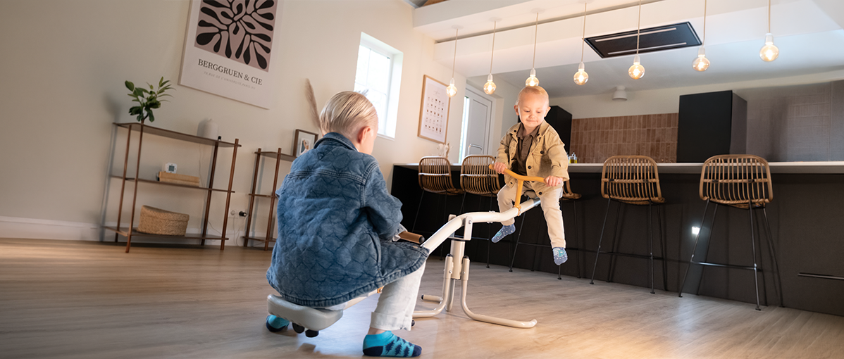 Samen spelen wordt nog veel leuker met de EXIT My First ronddraaiende wipwap