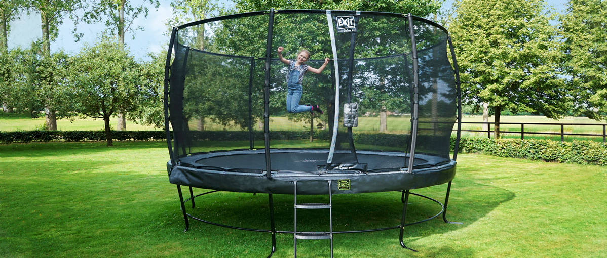 Was ist der Unterschied zwischen den Elegant Trampolinen von EXIT Toys?