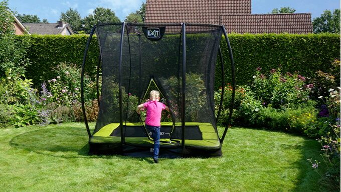 Bodentrampolin oder ebenerdiges Trampolin?