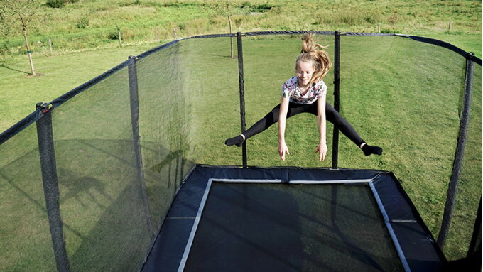 Rundes oder rechteckiges Trampolin?